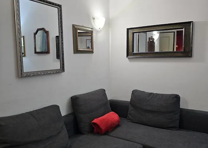 Bohemian Pop In The Center Boloňa